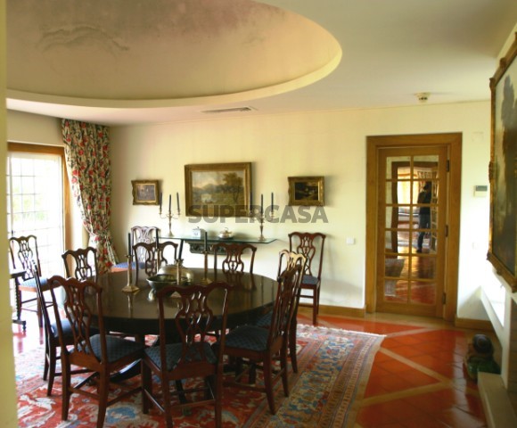 Maison 6 Chambres vendre au Santo Estevão