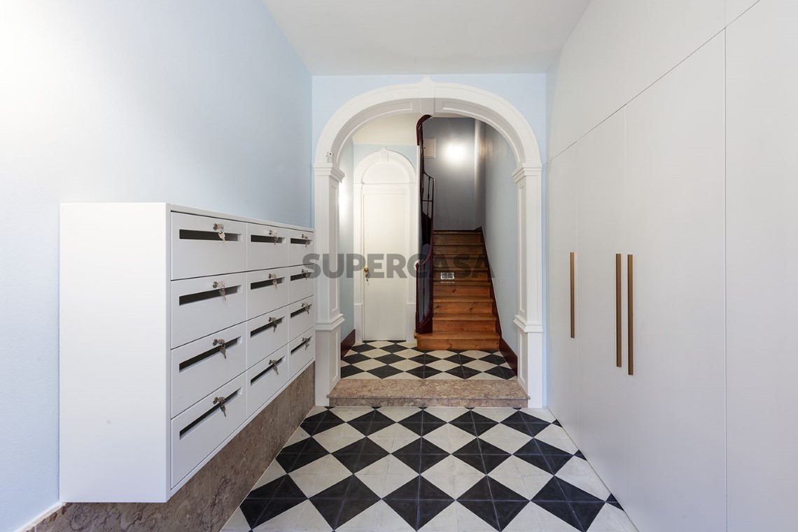 Apartamento à venda na Rua de Campolide