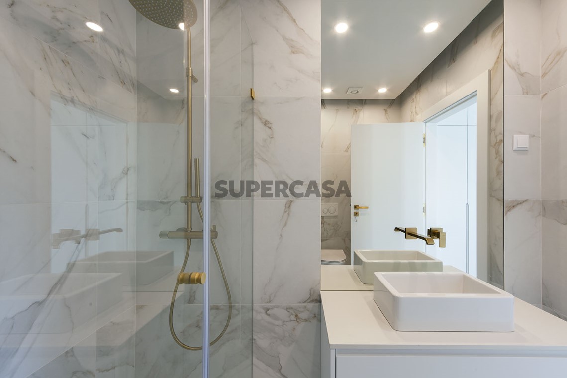Apartamento à venda na Rua de Campolide