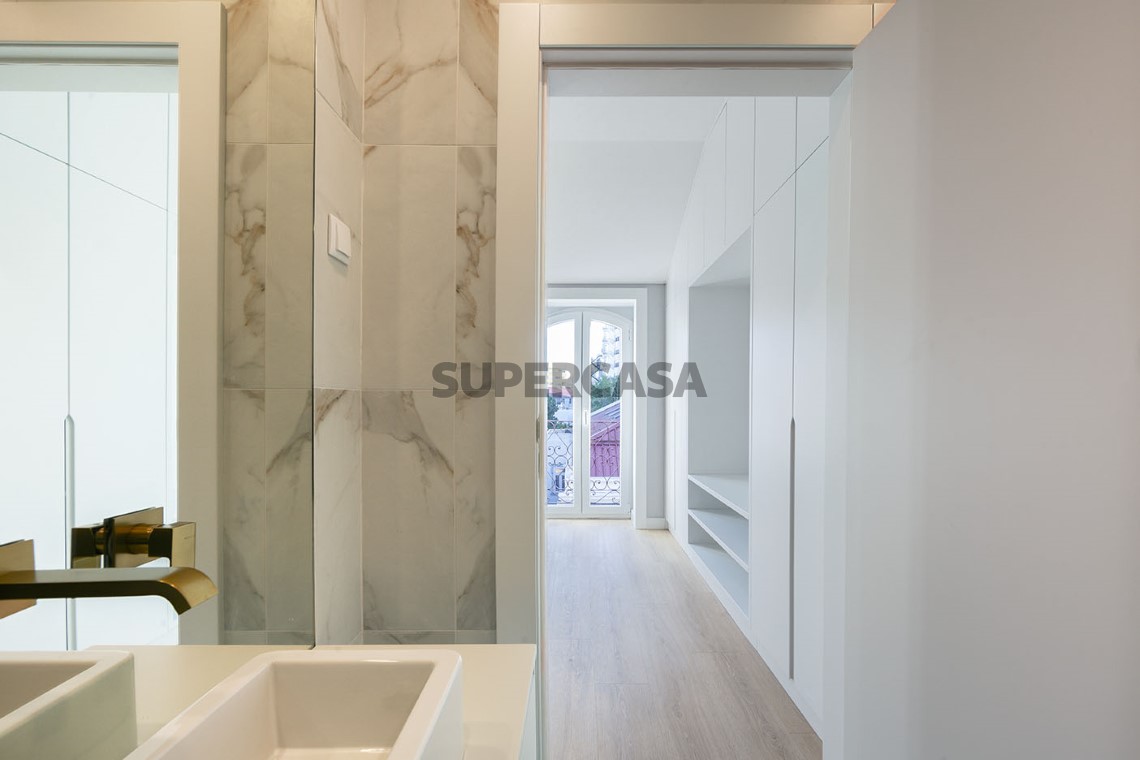 Apartamento à venda na Rua de Campolide