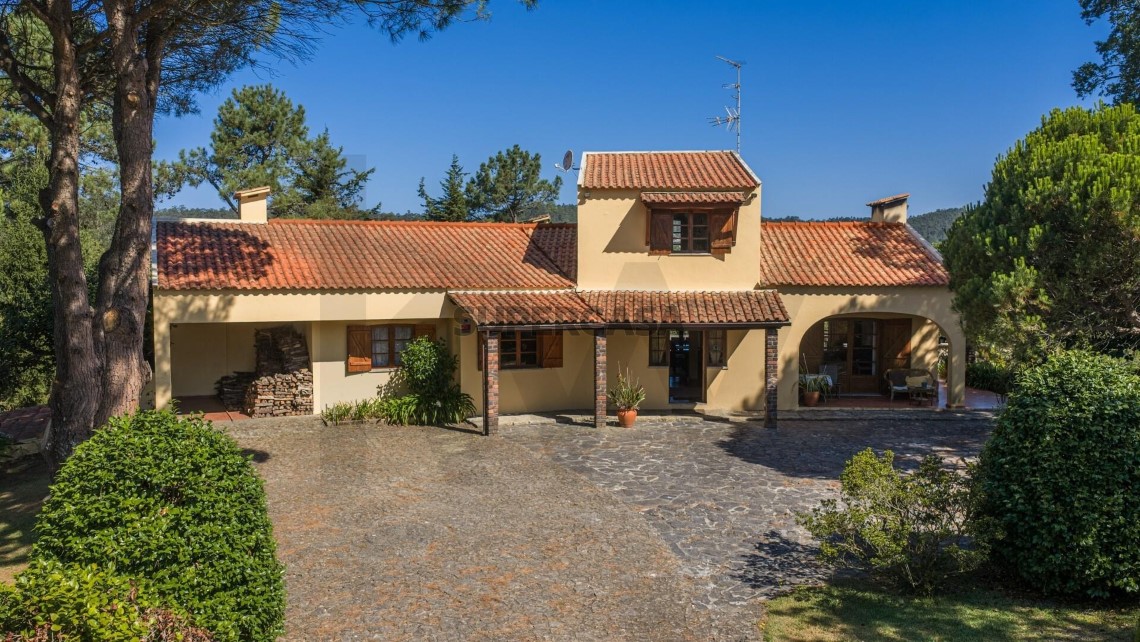 Finca 5 habitaciones en venta en Palmeira de Faro