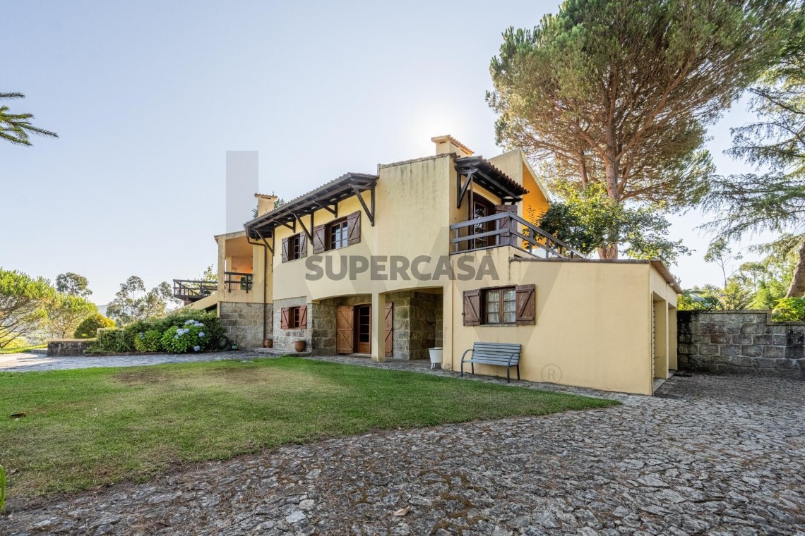 Finca 5 habitaciones en venta en Palmeira de Faro