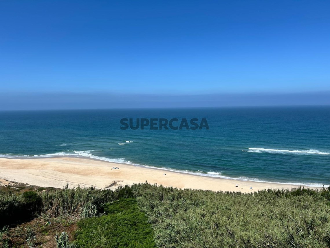 Views of Praia da Légua