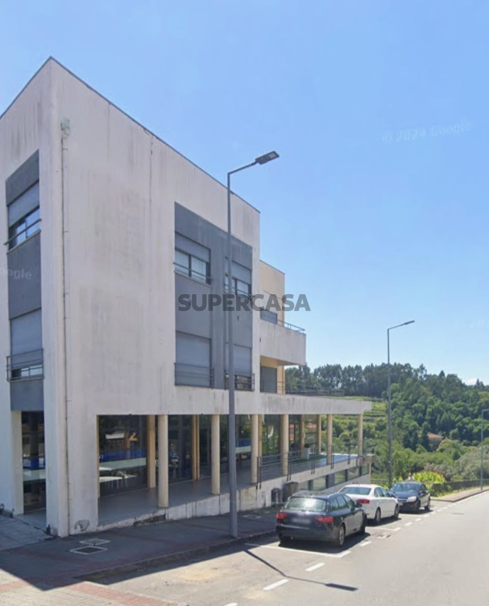 Nova construção à venda na Rua da Prova