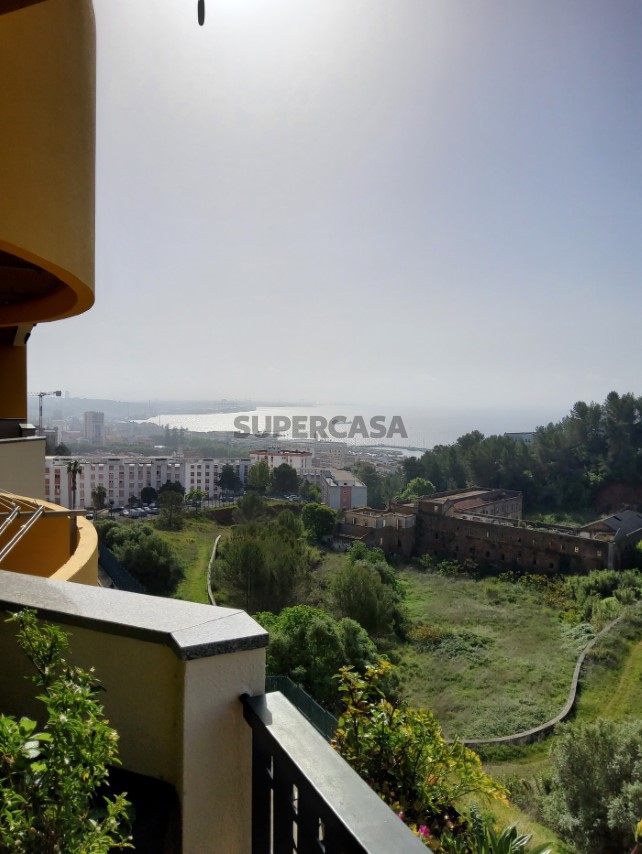 卧室 为了 租赁 在 Rua Miradouro do Sado