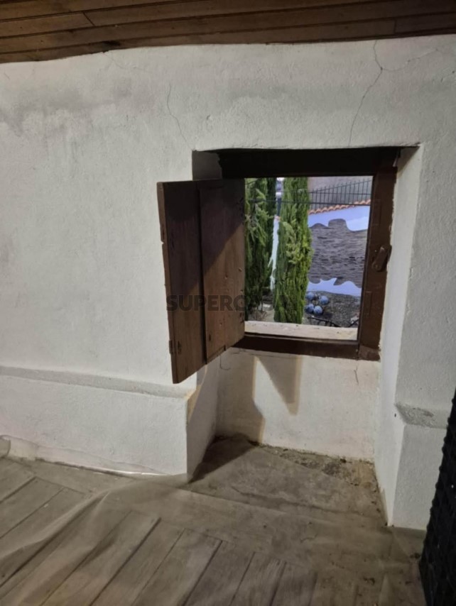 Gebäude verkaufen auf Rosmaninhal
