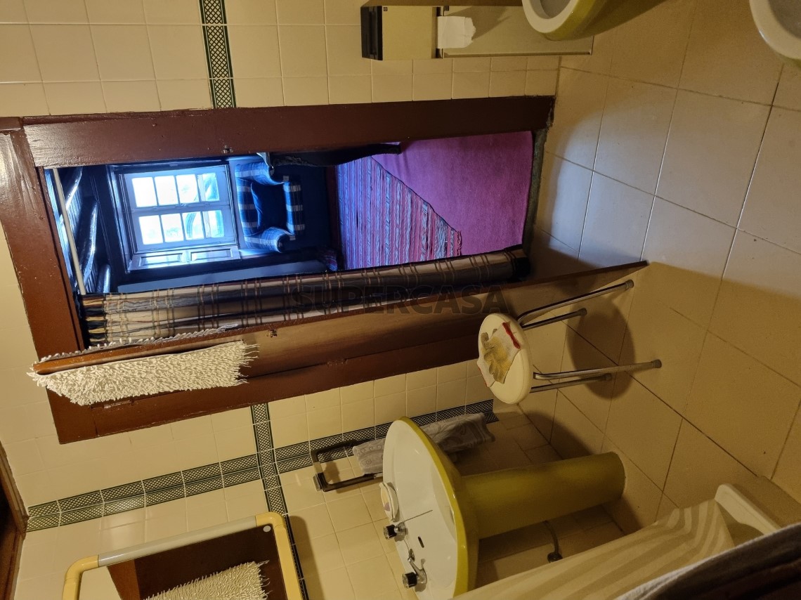 Gebäude verkaufen auf Rosmaninhal