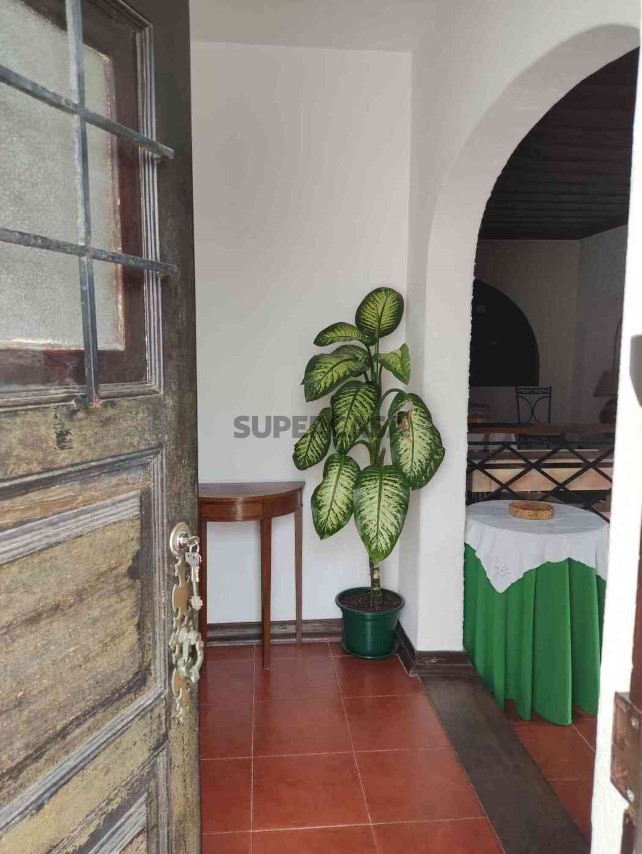 Quartos para arrendamento na Rua de Oliveira do Conde