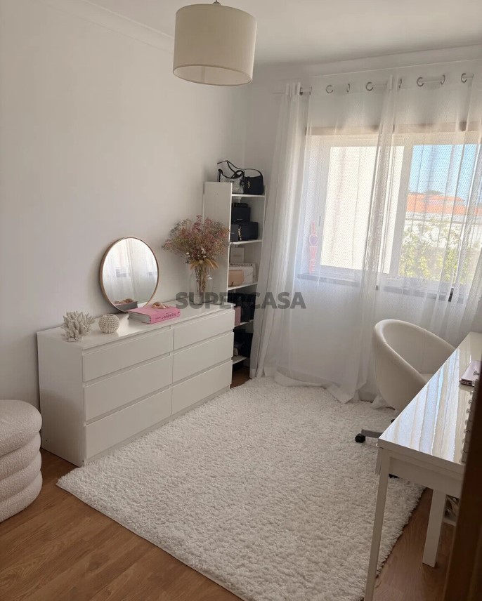 Apartment 2 Zimmer verkaufen auf São Domingos de Rana