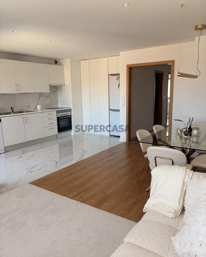 Apartment 2 Zimmer verkaufen auf São Domingos de Rana