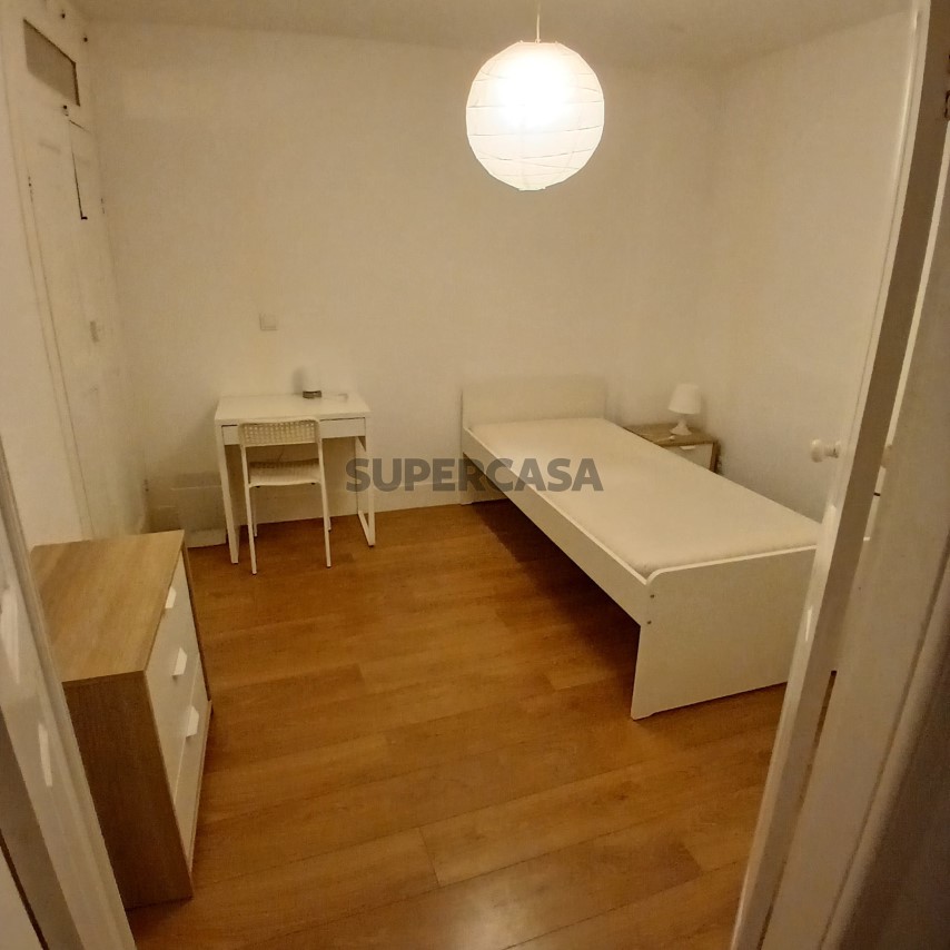 Zimmer zu miete auf Rua Homem Cristo Filho