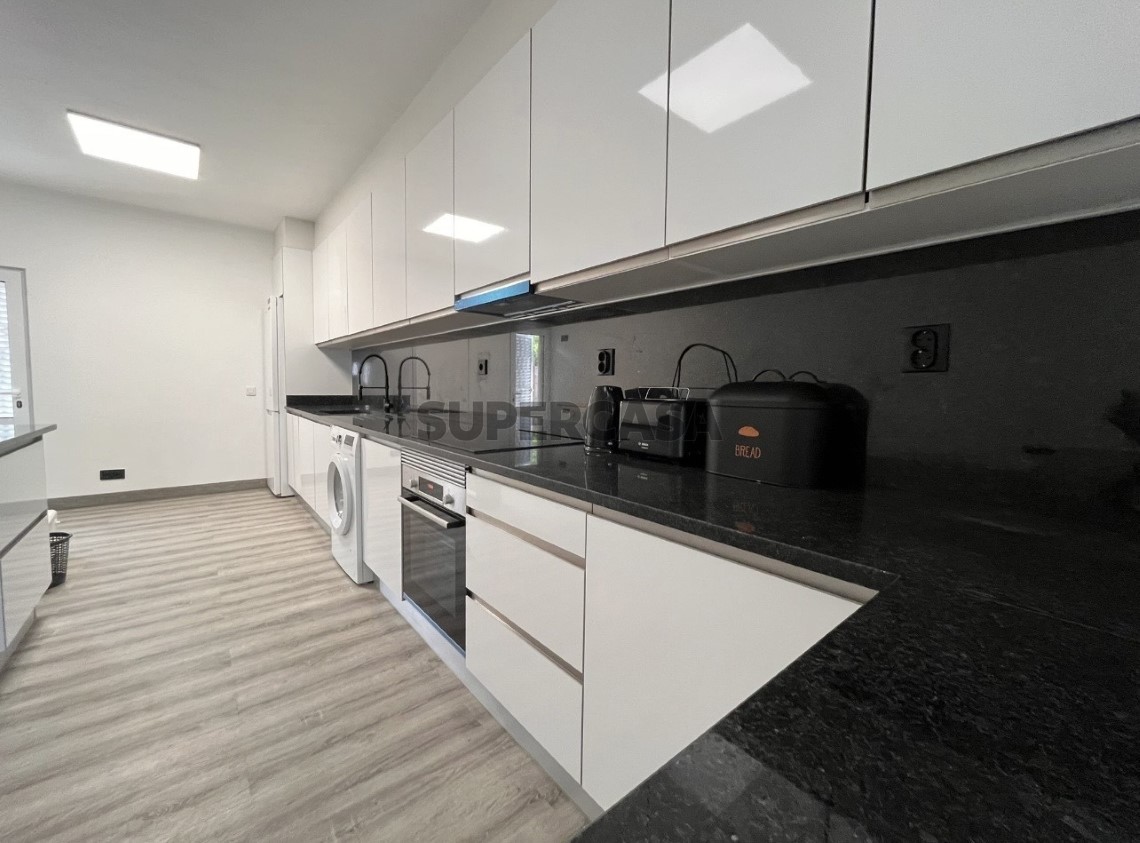 Chambres pour location au Rua Infante Dom Henrique