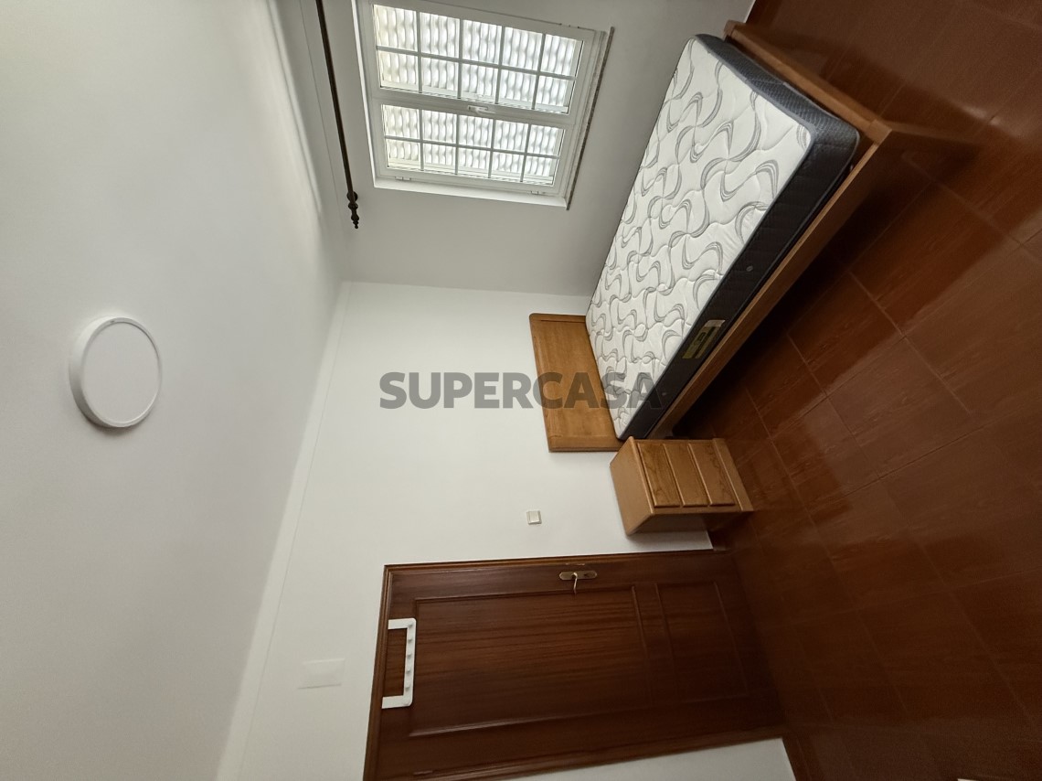 Chambres pour location au Rua Madre Rita de Jesus