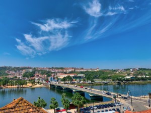 Habitação em Coimbra que gira em função do sol
