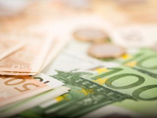 Social Security records €2.885 billion surplus