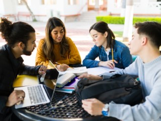 Menos jovens chegam ao ensino superior em Portugal