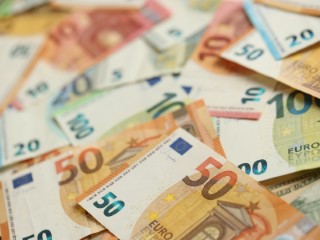 Redução do IRS aumenta salários líquidos em novembro