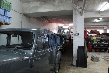 Garagem em Algés, Linda-a-Velha e Cruz Quebrada-Dafundo