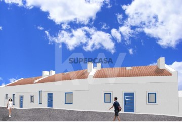 Casas e apartamentos para venda em Serra D'El Rei perto de: Rua Vale de  Cavalos - SUPERCASA
