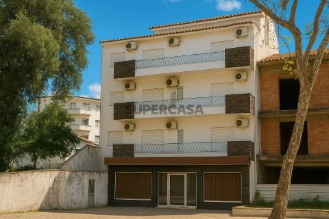 ? Hotel à Venda - Fátima (Avenida Principal, a 500m do Santuário)