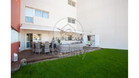 Apartamento T2 na Rua Fernando Santos, União das Freguesias de Setúbal, Setúbal