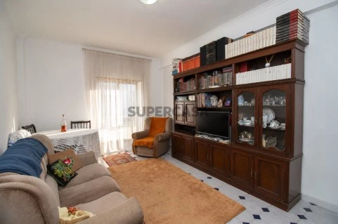 Apartamento T3 - Baixa da Banheira