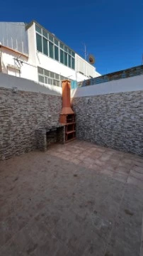 Apartamento T1+1 R/C com Logradouro e Churrasqueira