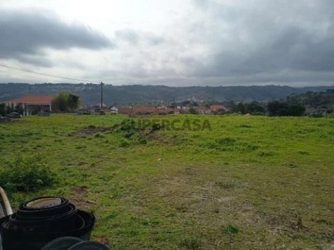 Terreno em Olival, Ourém