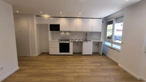 Apartamento T3 Arrendamento Bairro do Liceu