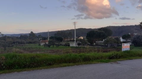 Terreno em Urqueira, Ourém