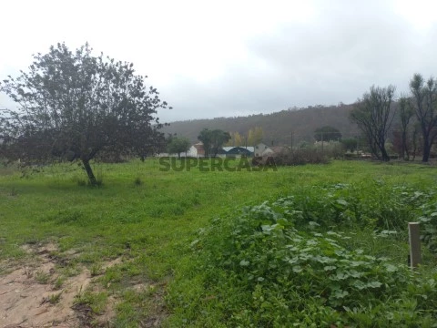 Terreno em Urqueira, Ourém