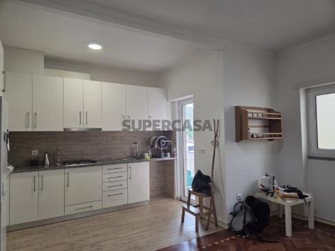 Apartamento T3 em Caxarias, Ourém