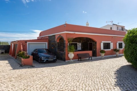Fachada principal