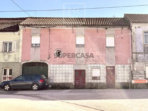 Moradia T4 em Avelãs de Cima, Anadia