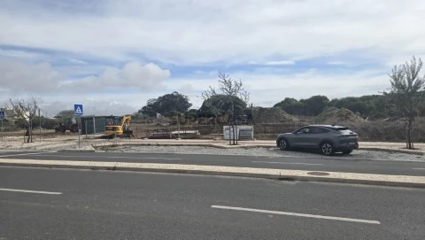 Moradia T4 de Luxo Em Construção - Sines
