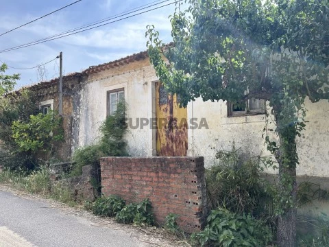 排屋 4 卧室 在 Rua dos Mestres, Sabacheira, Tomar