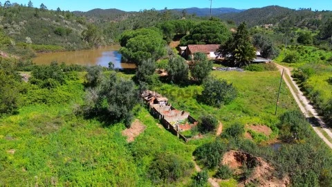 Quinta Rural T4 em Marmelete, Monchique