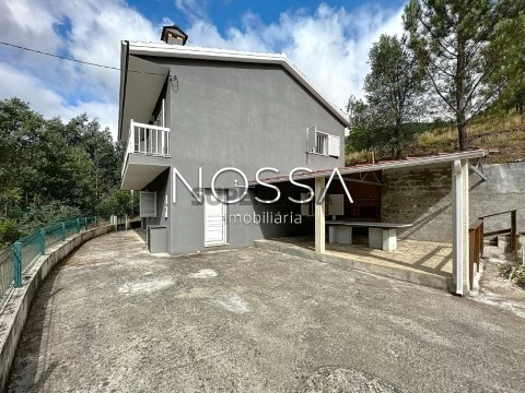Moradia T5 em Ermelo e Pardelhas, Mondim de Basto