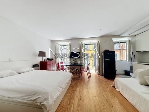 Apartamento T0 em Misericórdia, Lisboa