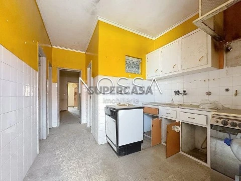 Apartamento T2 em Santa Clara, Lisboa