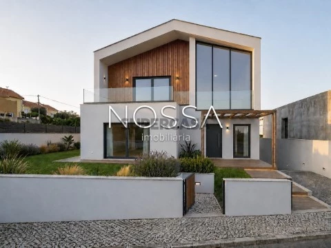 Moradia T4 em Pêro Pinheiro, Sintra