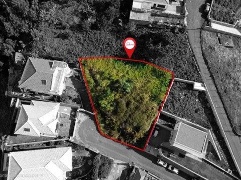Terreno Urbano em Santo António, Funchal