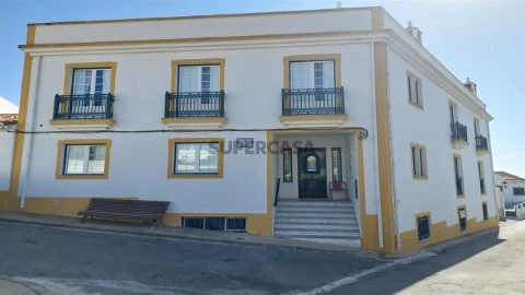 Apartamento T1 na Rua do Eremita, Castro Verde e Casével, Castro Verde