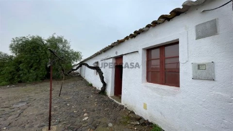 Herdade T4 em Serpa (Salvador e Santa Maria), Serpa