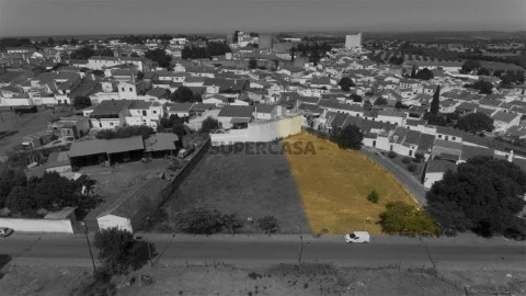 Solar Urbano en Rua Moinho de Vento, Serpa (Salvador e Santa Maria), Serpa
