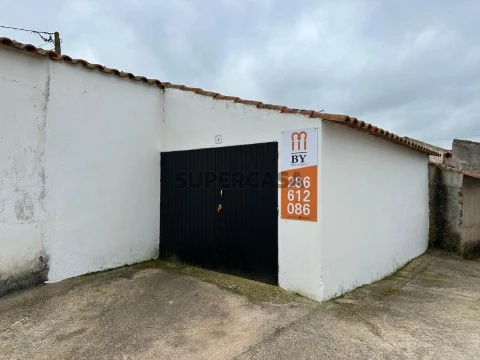 Garagem em S.Mig. Pinheiro, S.Pedro Solis, S.Sebastião Carros, Mértola