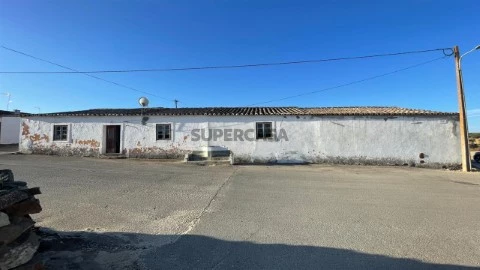 Casa Térrea T3 em Giões, Alcoutim