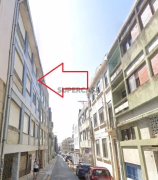 Bloco de apartamentos em Cedofeita, Santo Ildefonso, Sé, Miragaia, São Nicolau e Vitória, Porto