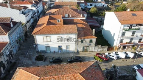 Prédio em Caminha (Matriz) e Vilarelho, Caminha