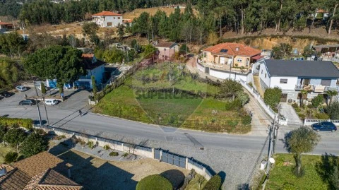 Moradia T4 em Britelo, Gémeos e Ourilhe, Celorico de Basto